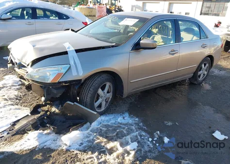 2005 Honda Accord 2.4 Ex z USA, uszkodzony, nr VIN 1HGCM56705A010646